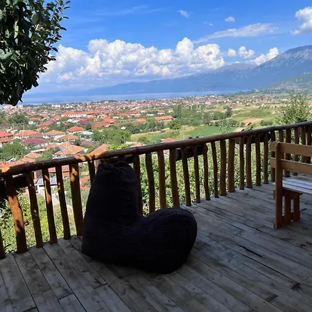 Guesthouse Pogradec Farm stay