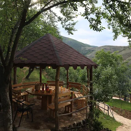 Guesthouse Pogradec Farm stay